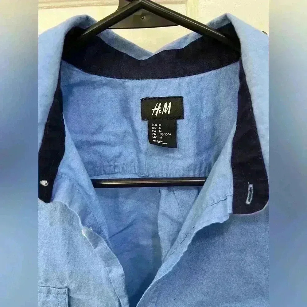 h&m light blue‎ button down shirt - Picture 2 of 3